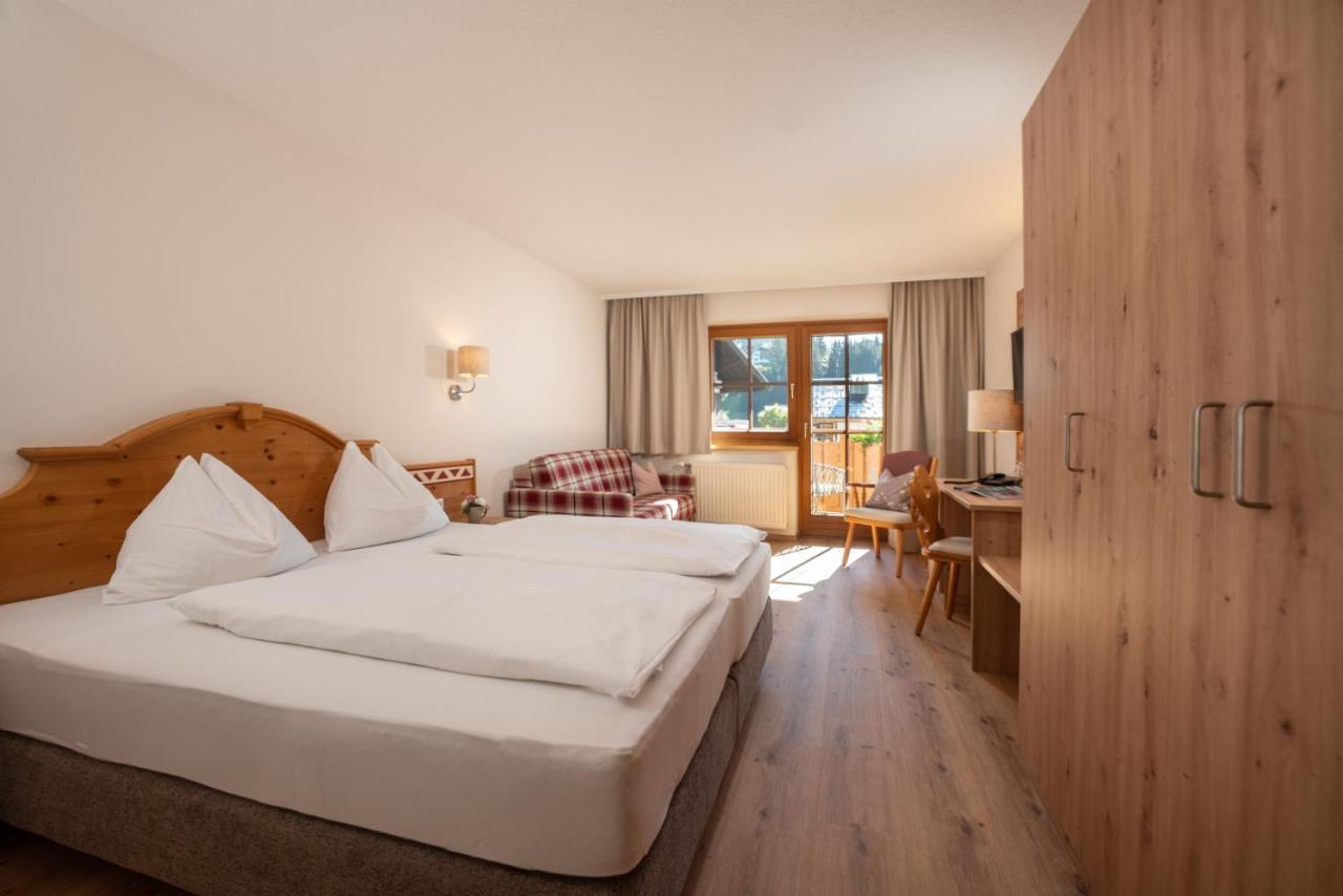 Hotel Am Sonnenhuegel Filzmoos Exteriör bild