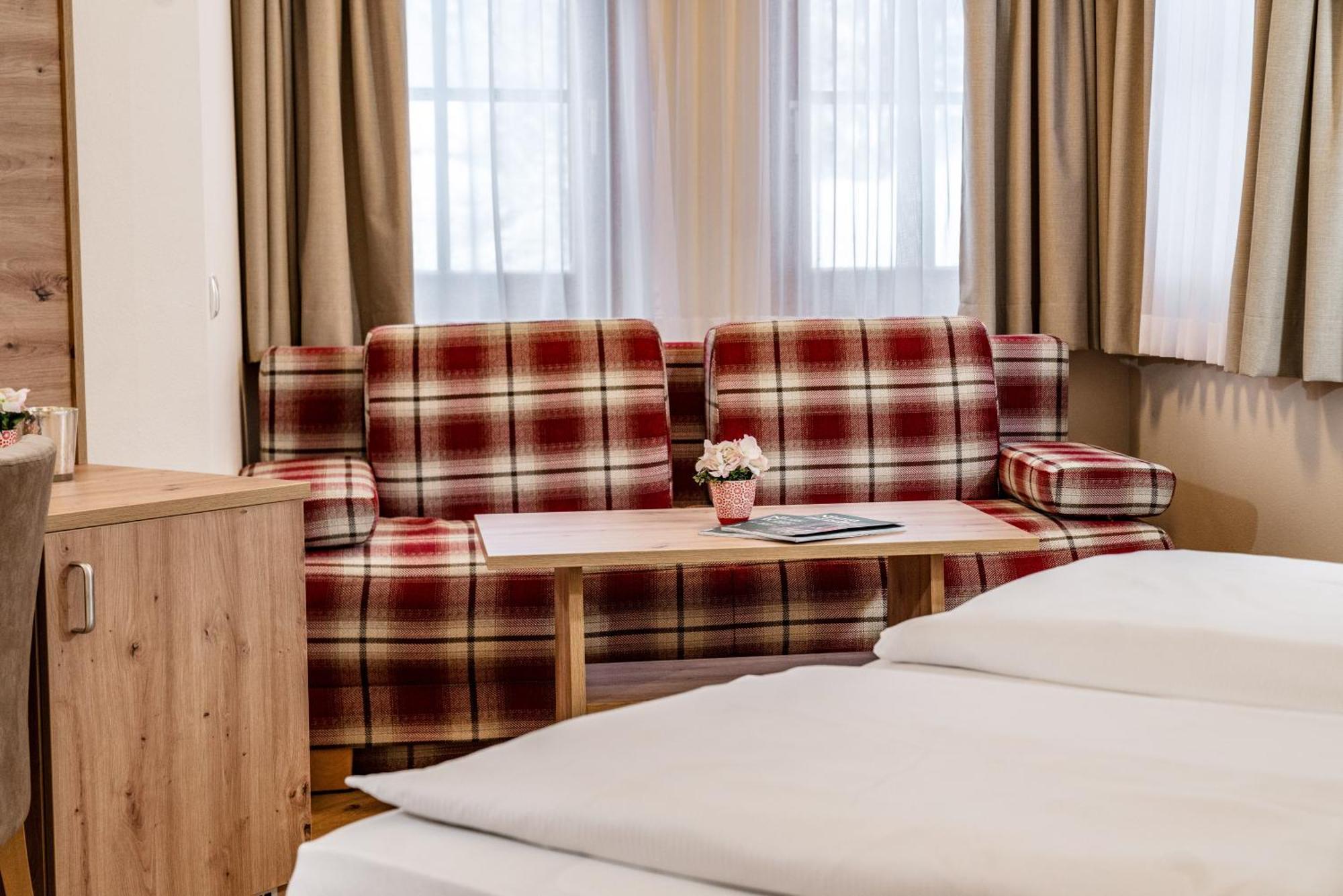 Hotel Am Sonnenhuegel Filzmoos Exteriör bild