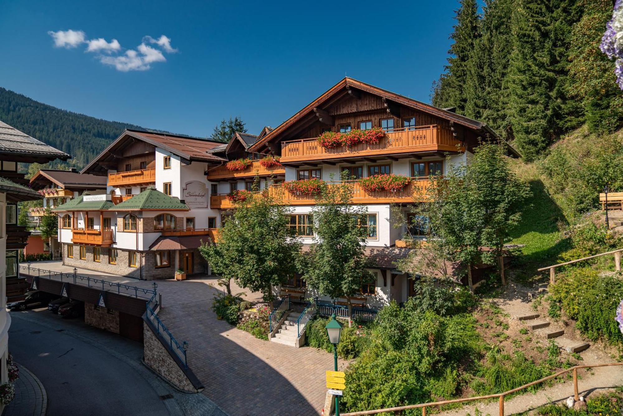 Hotel Am Sonnenhuegel Filzmoos Exteriör bild