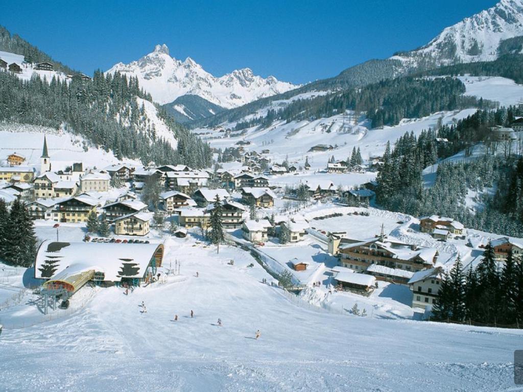 Hotel Am Sonnenhuegel Filzmoos Exteriör bild